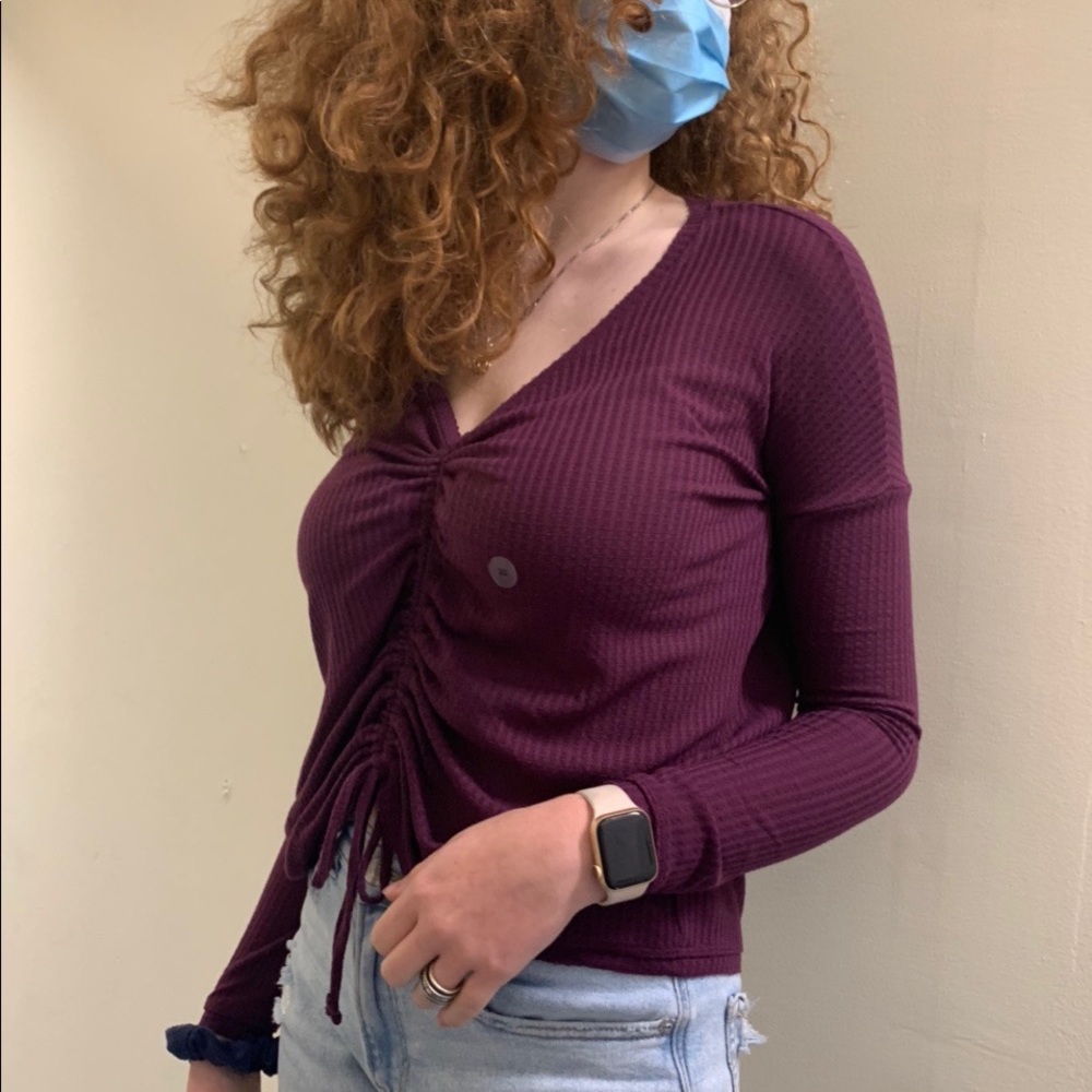 AEROPOSTALE PURPLE LONG SLEEVE RUCHED TOP